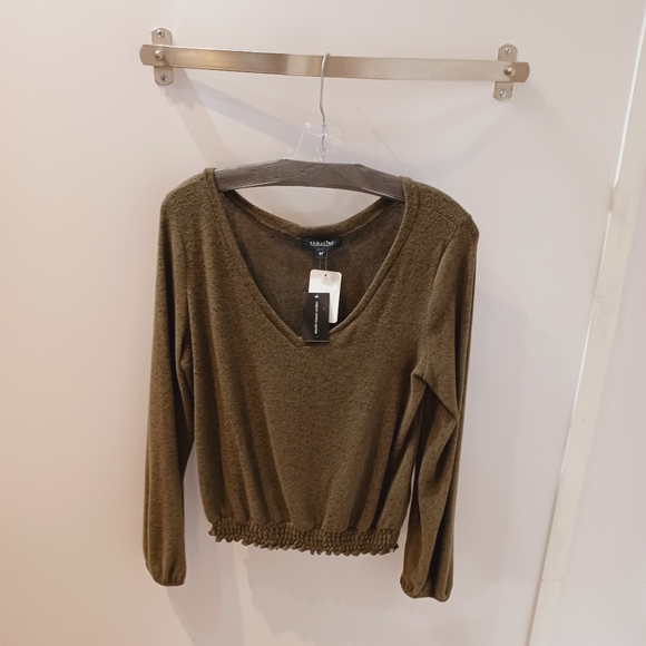 Abbeline Tops - abbeline top